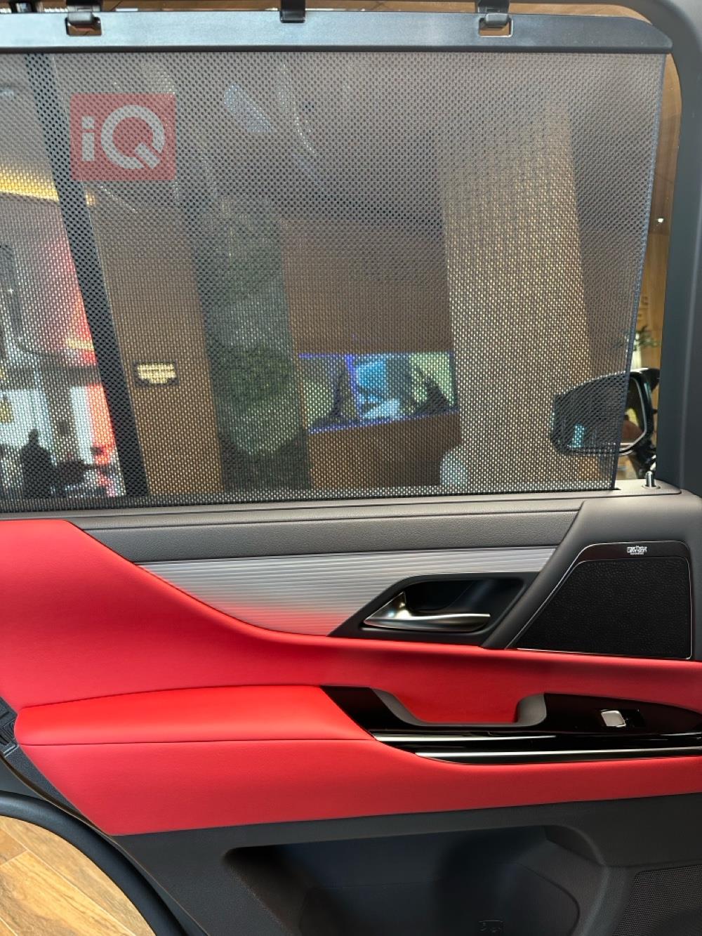 لێکزس LX